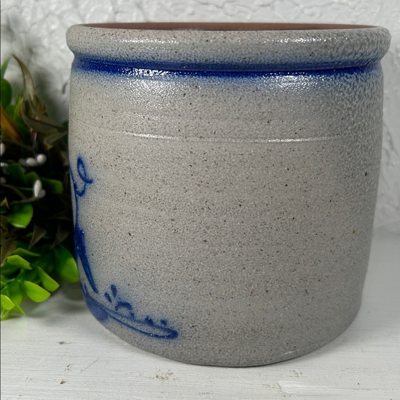 VTG Rowe Salt Glazed Pottery Crock w/ Pig 1984 Pottery Pig Crock - Picture 7 of 12